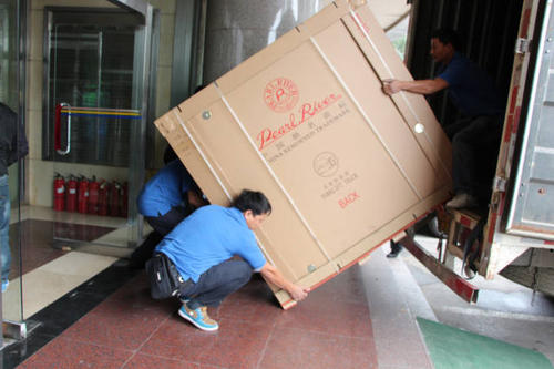 肥城钢琴贵重工艺品无忧运